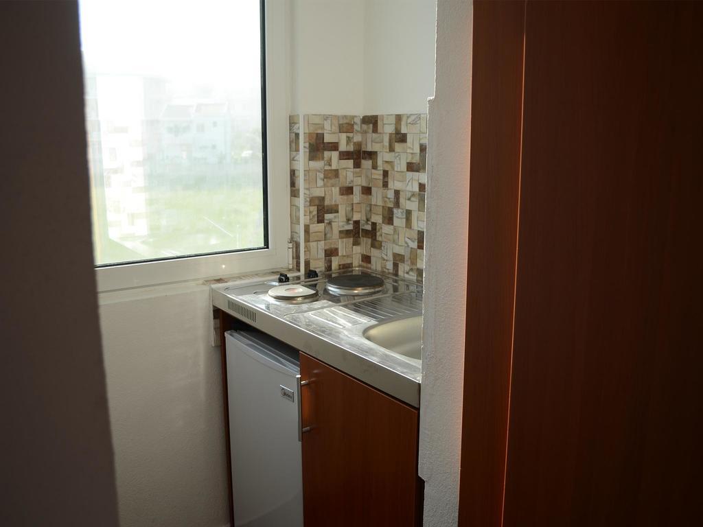 Apartments Fat E Jet - Pool & Breakfast Ulcinj Exterior photo