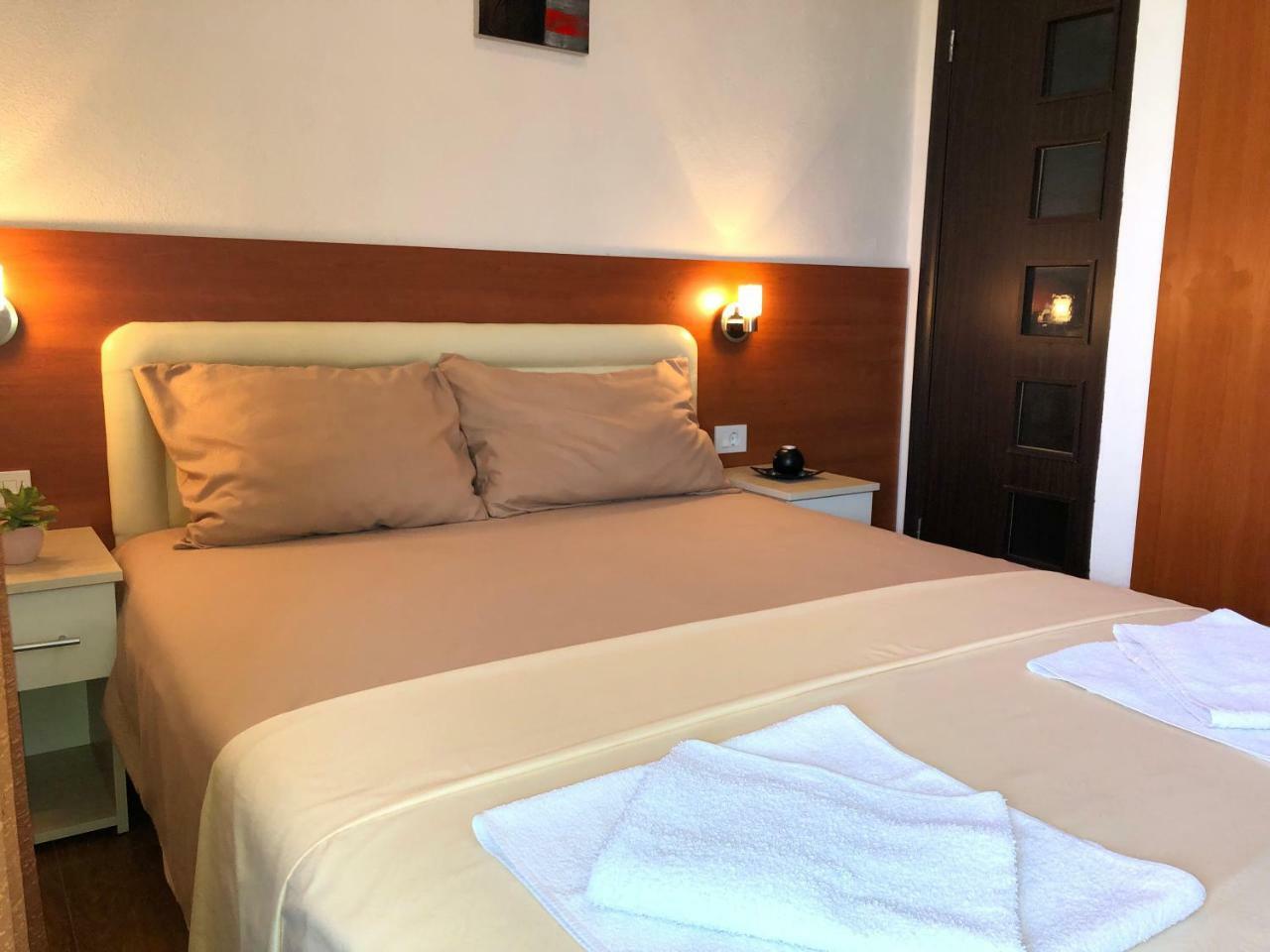 Apartments Fat E Jet - Pool & Breakfast Ulcinj Exterior photo